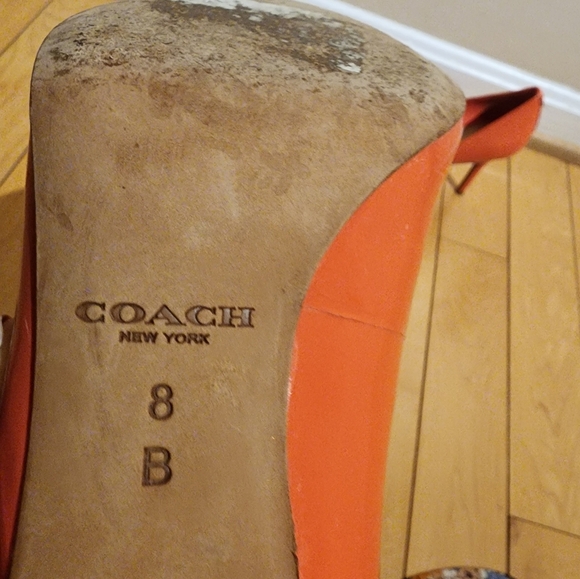 COACH Nala Coral Pumps - Picture 12 of 12